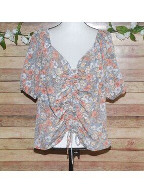 Lily White Floral Crop Top Size 3X Short Puff Sleeves Ruched Bodice Cottagecore